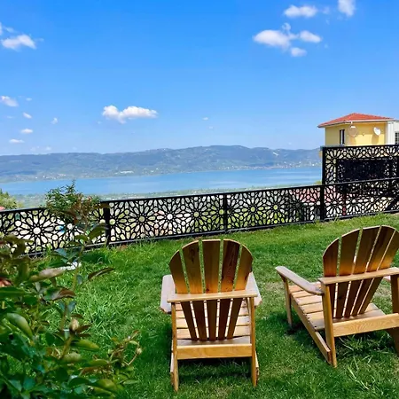 Holiday home Sakarya Kurtkoey Dibektas Da 2 1 Salon Oezel Havuz -goel Manzarali - 5 Kisilik Bungalov-bng-116 Sapanca